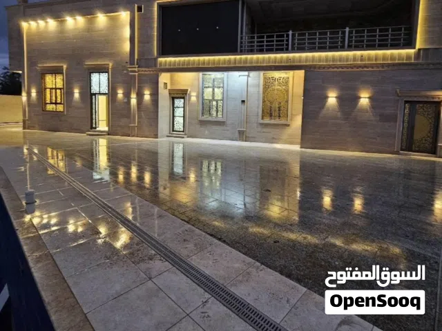 فيلا للبيع بسعر مناسب بناء حديث