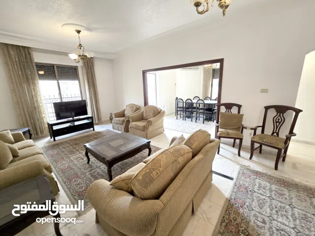 175 m2 3 Bedrooms Apartments for Rent in Amman Al Rawnaq