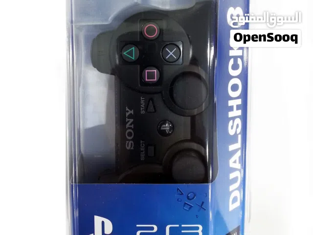 اجهزه تحكم بلايستيشن 3 تري بتصميم مريح للاستخدام لفترات طويله واتصال لاسلكي بالبلوتوت ووظيفه الاهتزا