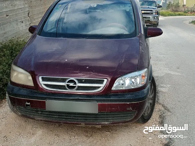 Used Opel Zafira in Salfit