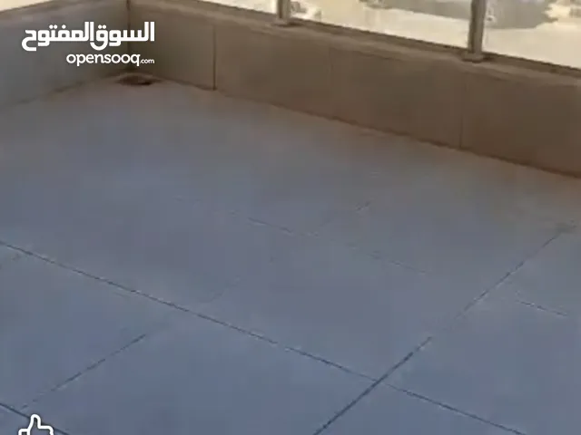 شقه للبيع في النخله ضهر العين الكورة