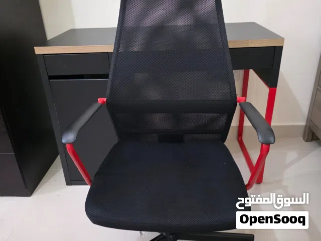 Comfortable Ergonomic Gaming / Office Chair in Black and Red