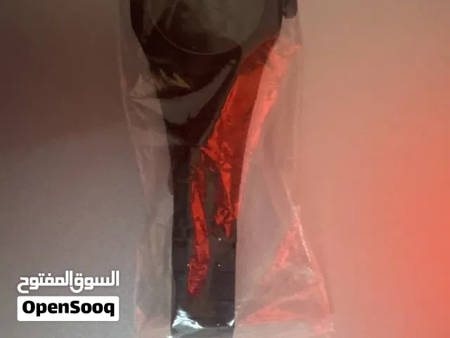 ساعة كوارتز جديده و خفيفة الوزن قابل للتفاوض
