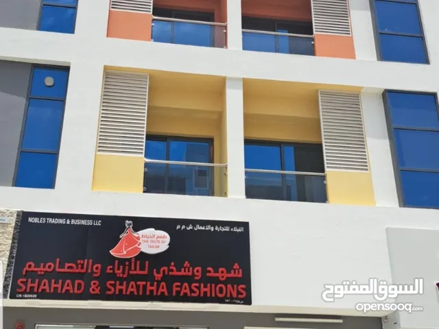 للبيع معرض ممتاز 100متر في بوشر بالقرب من جامع محمد الأمين