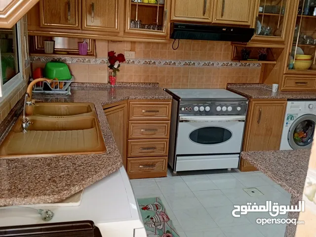 123 m2 4 Bedrooms Apartments for Sale in Amman Daheit Al Ameer Hasan