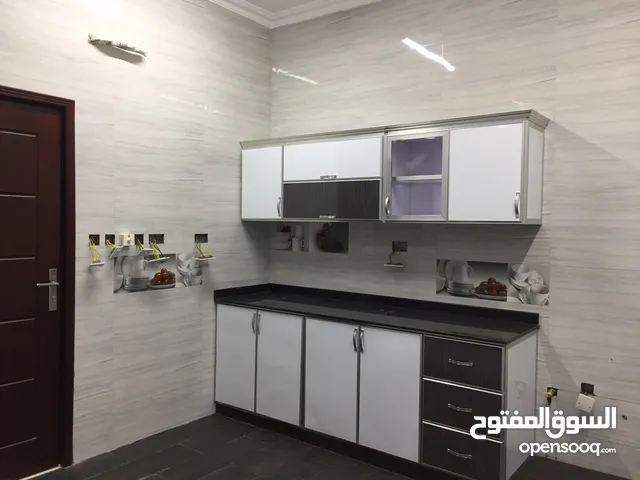 134 m2 3 Bedrooms Apartments for Rent in Muscat Amerat