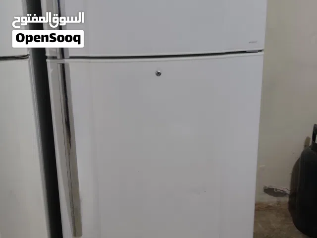 متوفره للبيع ثلاجه توشيبا حجم كبير 24 قدم حاله ممتازه استخدام خفيف مع التوصيل والتشغيل والكفاله تبري