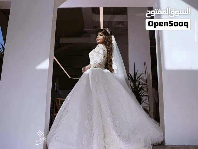 فستان ملكي لزفاف