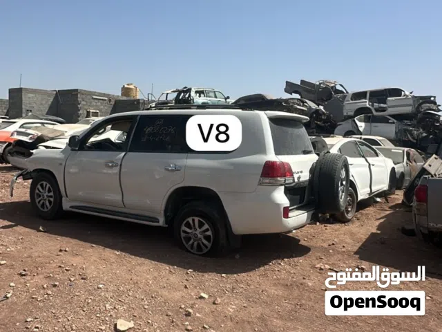 متوفر لدينا قطع غيار سيارات