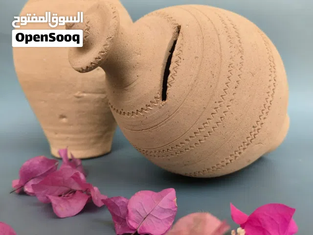 حصالات وخزفيات