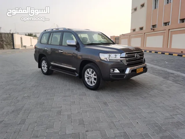 Toyota Land Cruiser 2017 in Al Batinah