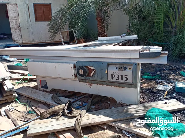 نشتري جميع انواع السكراب المعدات المستعمله والشغاله والحديد والألمنيوم