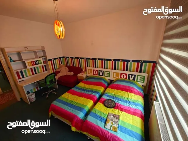 غرفة نوم بحال الجديد