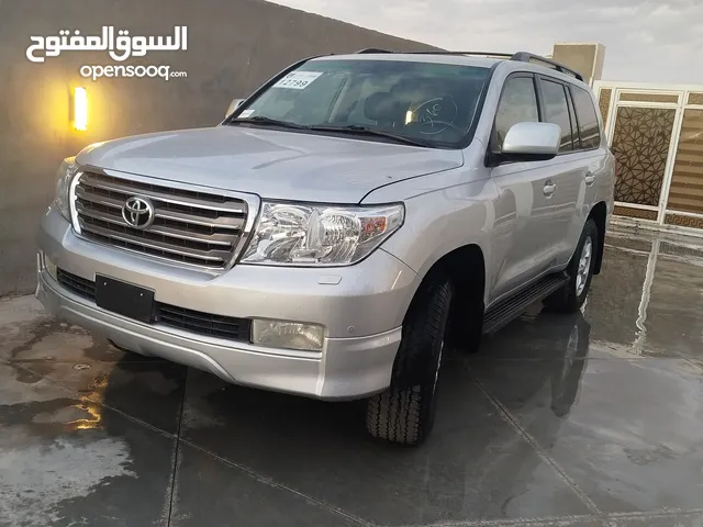 Used Toyota Land Cruiser in Bani Walid