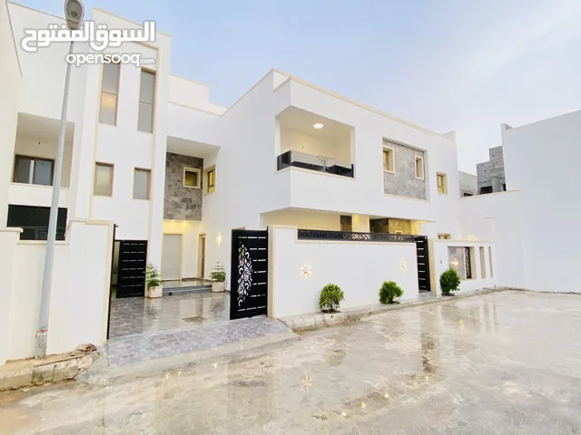 635 m2 More than 6 bedrooms Villa for Sale in Tripoli Ain Zara