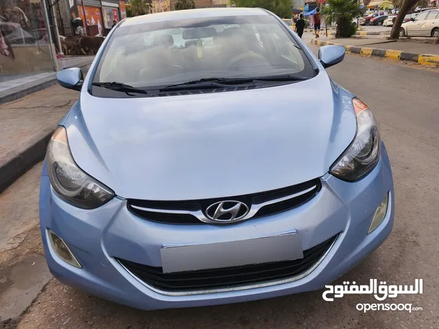 هونداي لنترا 2012