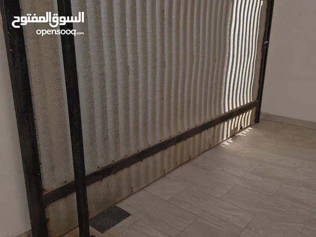 ابواب حديد سحاب وصغير
