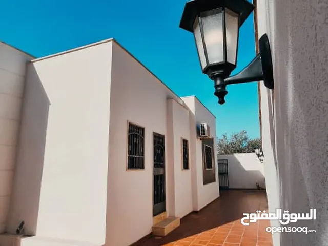 160m2 2 Bedrooms Villa for Sale in Tripoli Ain Zara
