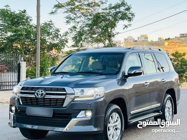Used Toyota Land Cruiser in Amman
