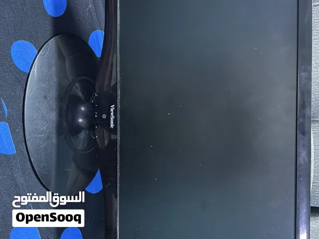 شاشه كمبيوتر مسجل كلشي في الصوره