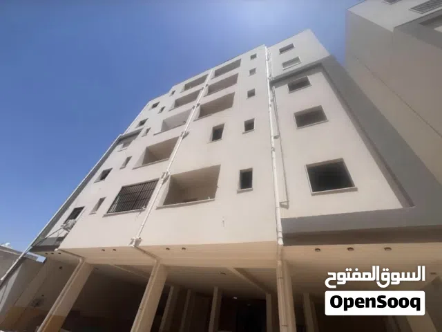شقة نصف تشطيب للبيع