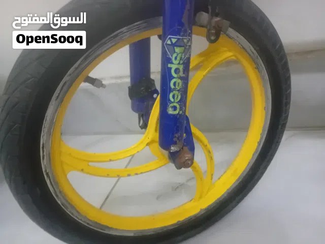 موجود بسكليتين للبيع واحد كوبرا والثاني عادي مطلوب فيهن 35