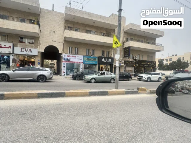 مطلوب فني صيانه اجهزه خلويه