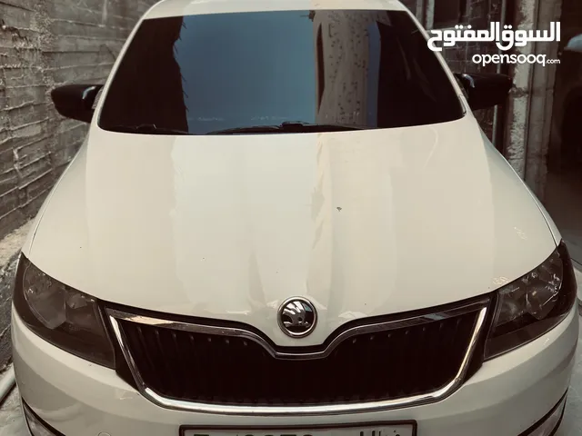 سكودا رابيد 2013 السياره بصلاه عنبي