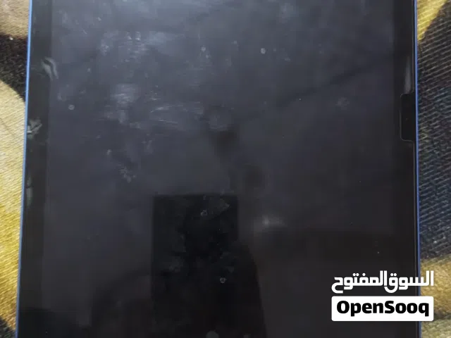 ايباد 11 مستخدم اخو الجديد كفه ملحقاته ويا  راسني واتساب مفتوح