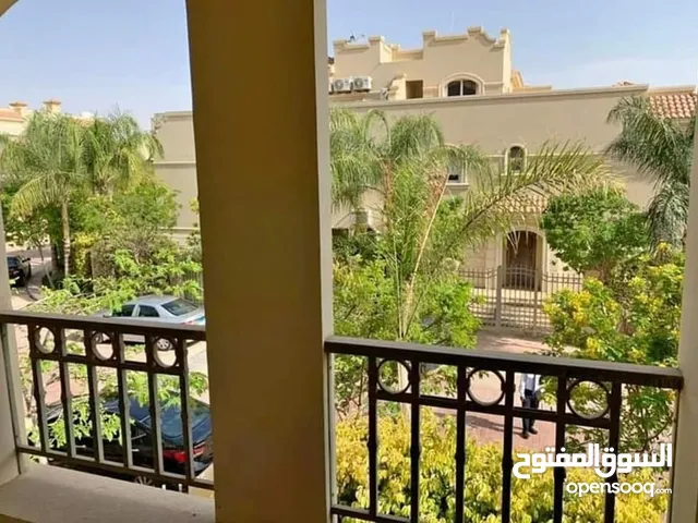 300 m2 5 Bedrooms Villa for Sale in Cairo Fifth Settlement