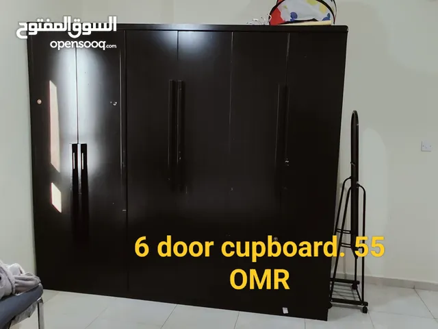 6 door cupboard. 55 omr