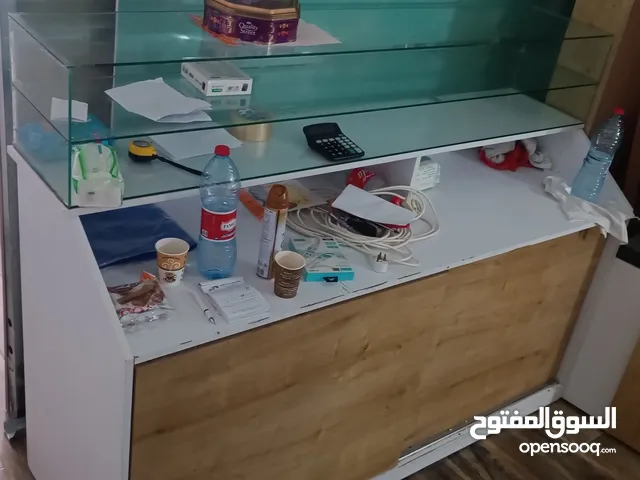 اثاث مكتب كاونتر خشب مع زجاج ولوح تعليق محل اتصالات للبيع