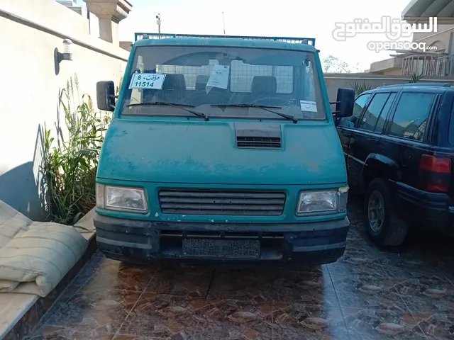 Chassis Iveco 1998 in Benghazi