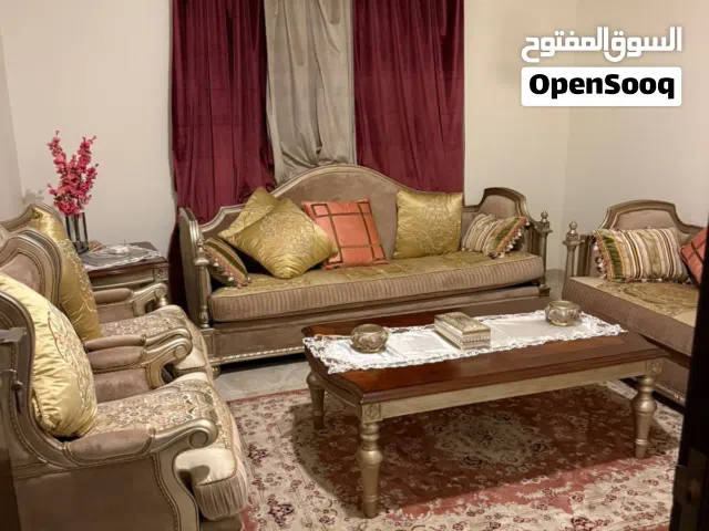 كنب مجلس نظيف