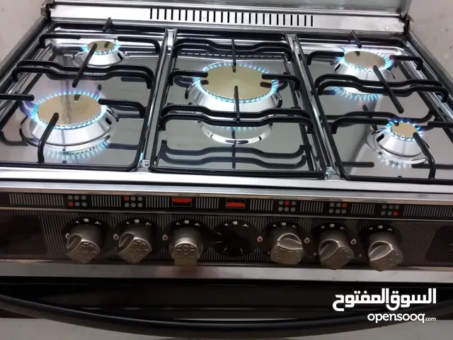 Universal Ovens in Zarqa