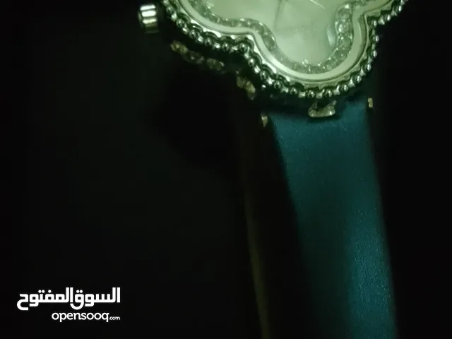 للبيع ساعة