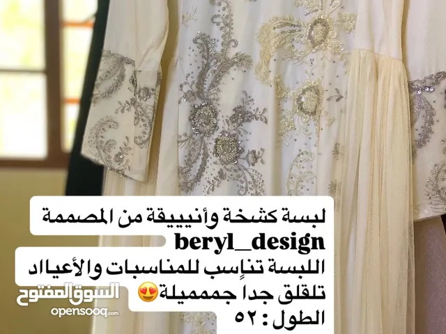 لبسة كشخة من مصممة معرووفة كلها شك تجنن مناسبة للمناسبات والتجمعات بسعر جداً معقول