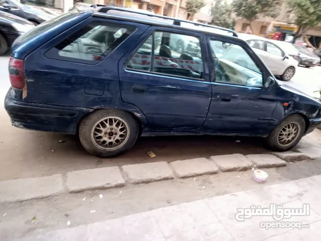 أسكوتا فليشيا هتش باك للبيع