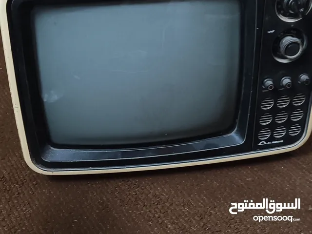 4 قطع قديمه وجميله