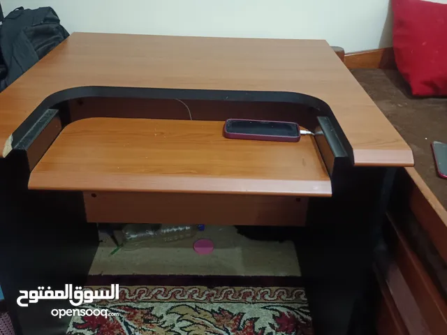 مكتب دراسه نظام امريكي وخشب ثقيل