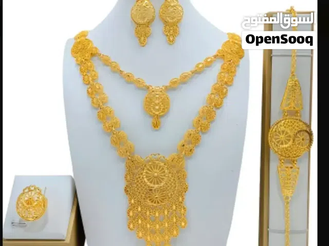 أطقم مطليات الذهب