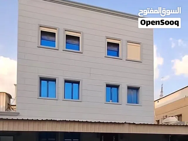 600 m2 More than 6 bedrooms Townhouse for Sale in Al Jahra Qasr
