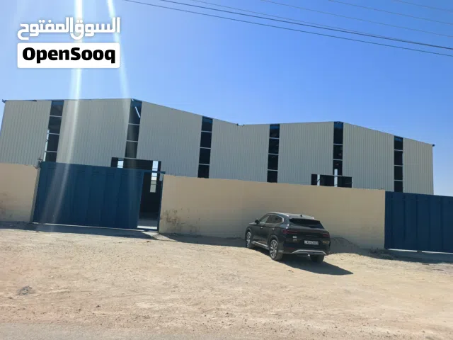 هنجر هناجر ومستودعات لإيجار الموقر الفيصلية بجانب شركه سليم كتانه وشركه مشهور