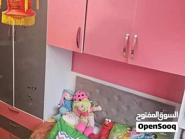 غرفة نوم بناتيه