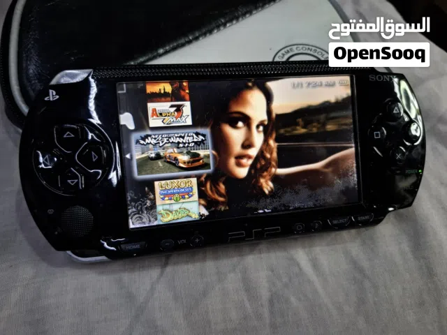 PSP SONY P1000 MODEL.BLACK COLOR 4GB SONY SD CARD WITH 25 GAMES AVAILABLE