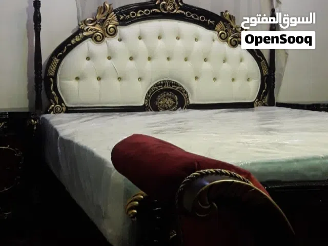 للبيع غرفه نوم مصري كلفت الشرا 1000دينار استعمال خفيف الخزانه 3متر عرض ارتفاع 2,60 بعمق 60 تخت مقا