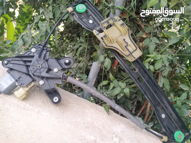 رافعت زجاجة