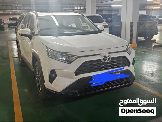 2022 تويوتا راف فور XLE