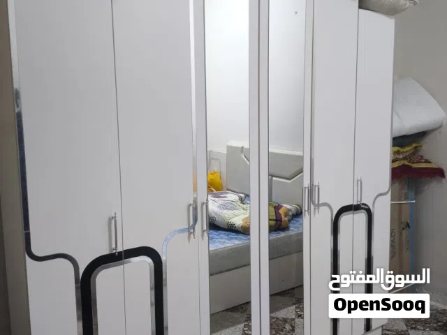 غرفة أخشاب كامله