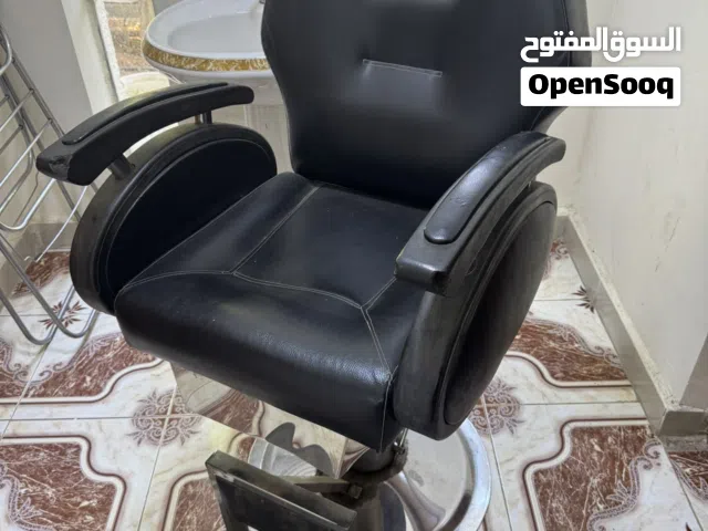 كرسي حلاقة مستعمل للبيع
